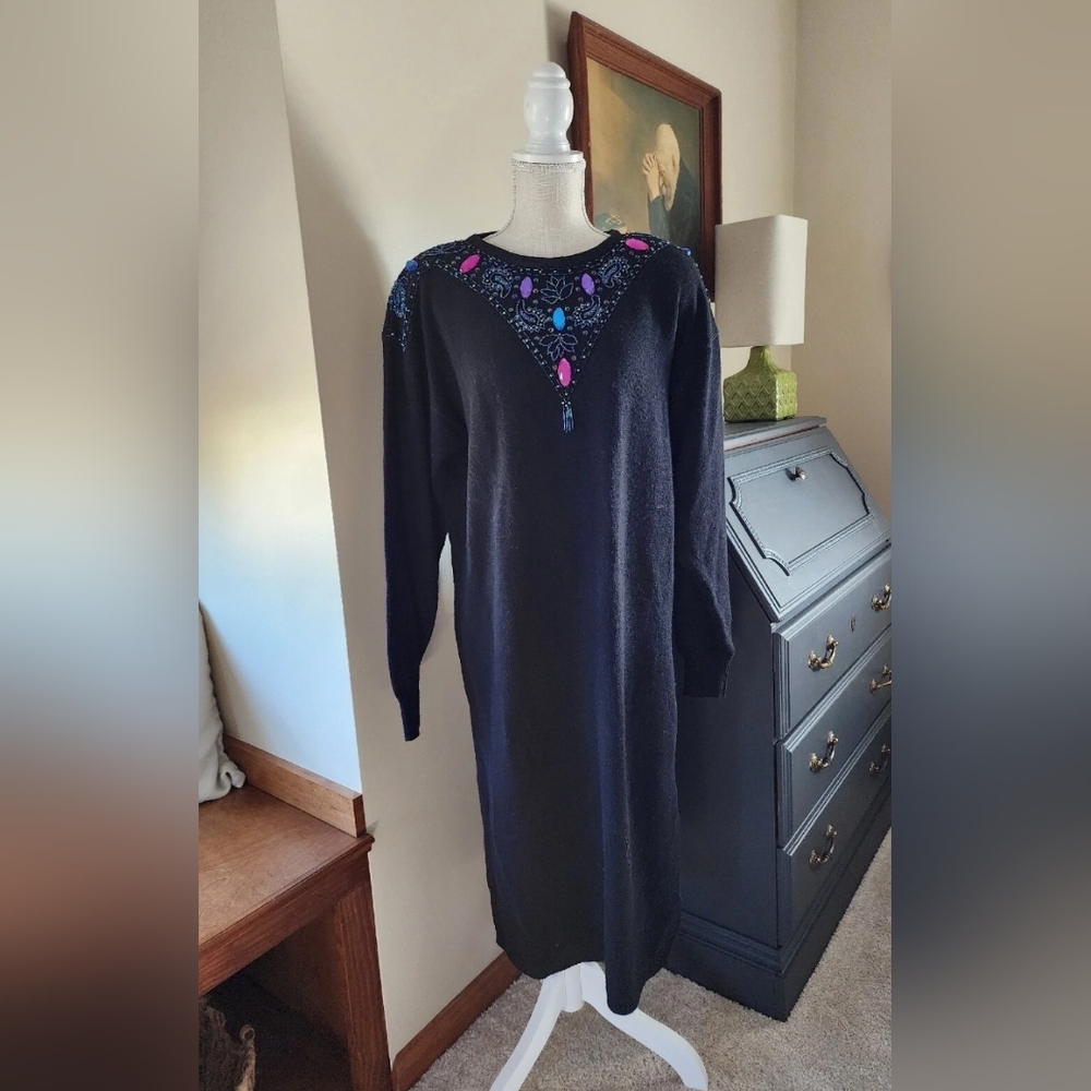 Plain Jane 80's womens vintage Black Beaded sweater dress in size Large.